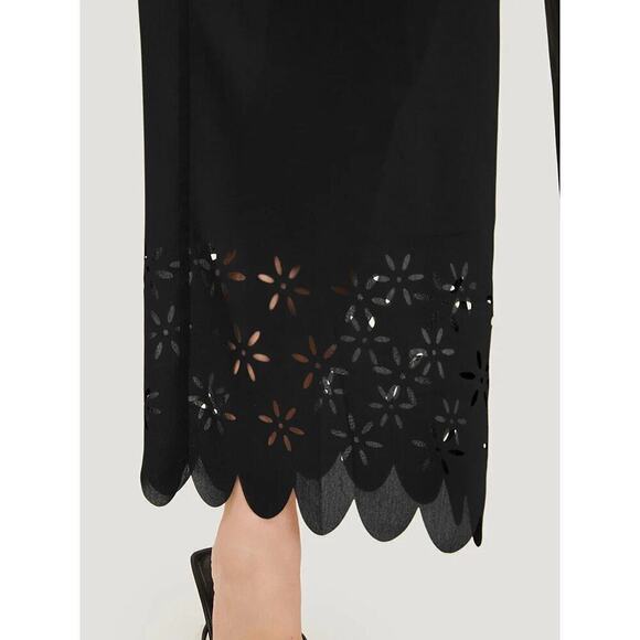 2/$25
 14 - 16 • 1x • BloomChic •  Pocket Laser Cut Pants - Picture 8 of 9